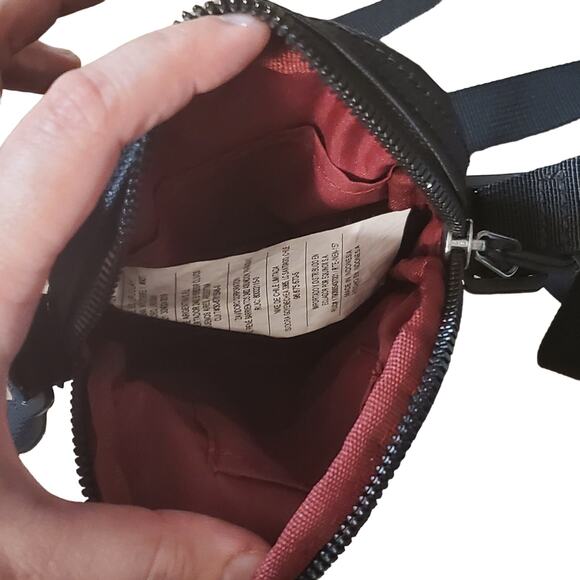 Nike Heritage Mini Cross Bag Saddlebag Small item Pouch Body Bag BA5871-010 - Picture 8 of 13